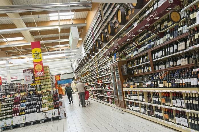 El gran consumo prevé crecer en 2025 pese a la incertidumbre internacional y regulatoria