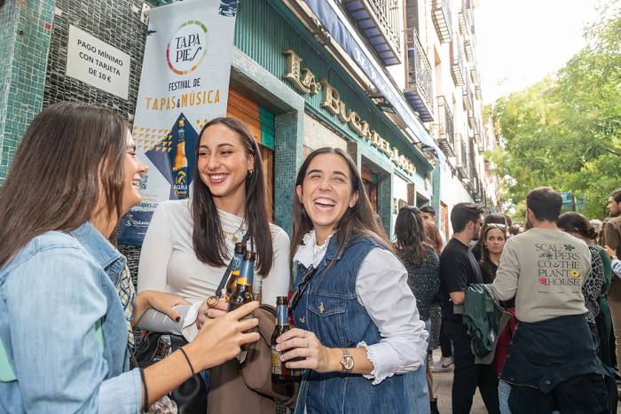 Lavapiés celebra la decimoquinta edición de Tapapiés con más de 100 bares y una amplia oferta cultural