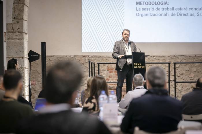 Joaquim Tosas renueva como presidente de AECAVA y liderará la asociación durante los próximos cuatro años