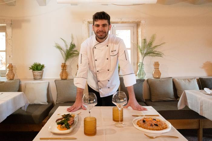 Son Sabater apuesta por la cocina mallorquina y mediterránea con producto local y sostenibilidad en Sa Pobla