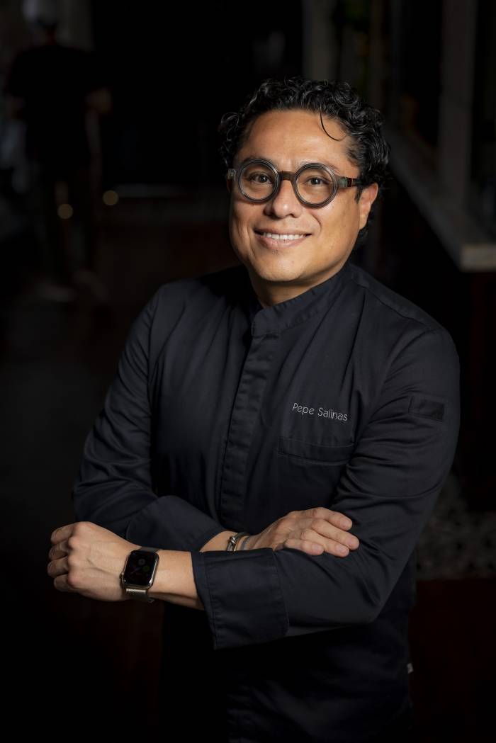 Pepe Salinas celebra diez años de innovación culinaria en Balcón del Zócalo con un menú especial