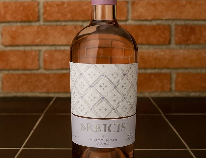 Sericis Pinot Noir Rosé 2024 de Bodegas Murviedro recibe el Baco de Oro al mejor vino joven
