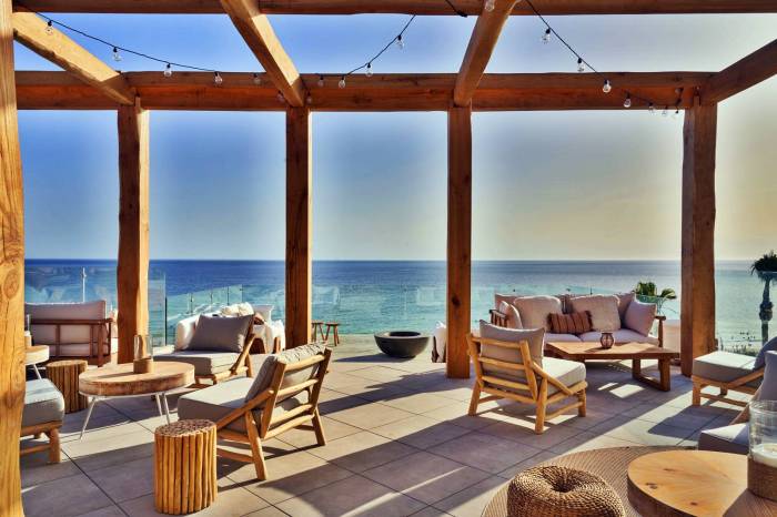 Carlos Navarro abre dos nuevos espacios dedicados al atún rojo de almadraba en Conil de la Frontera