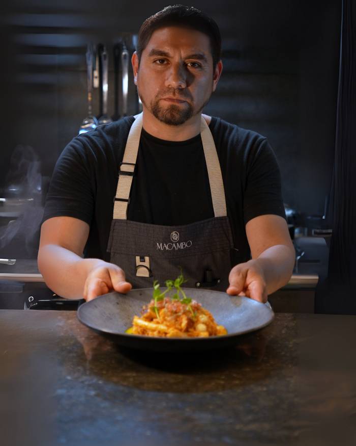 El chef Roberto Sihuay inaugura Macambo en Barcelona con una propuesta peruana contemporánea