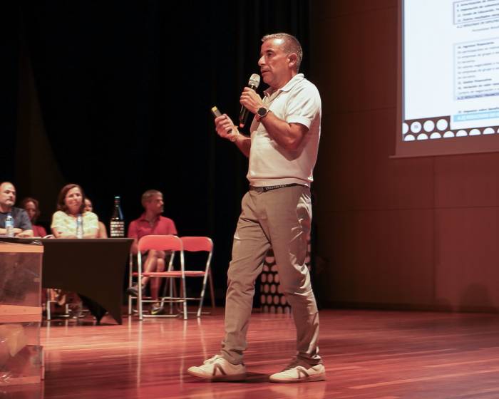Carlos Carrión renueva mandato en Paco & Lola en el vigésimo aniversario de la cooperativa