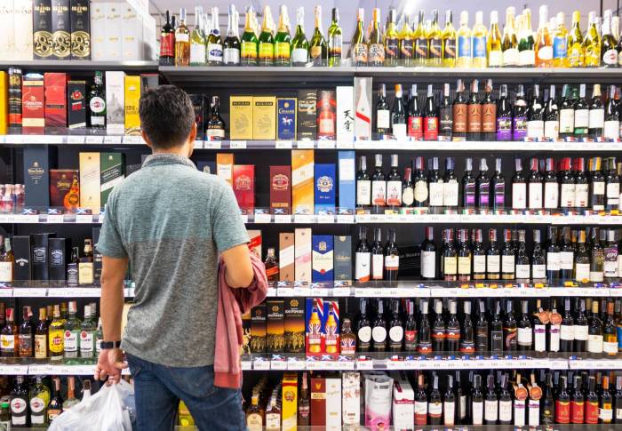 Siete perfiles de consumidores definen los nuevos hábitos alimentarios en España según un estudio de NielsenIQ