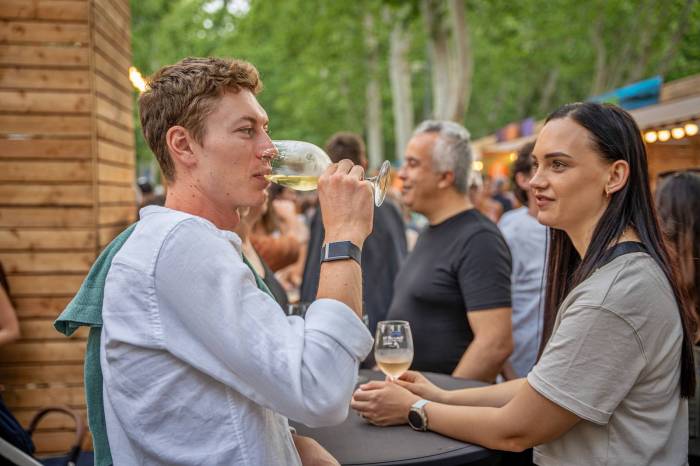 Girona celebra la duodécima edición de Tocs de Vi con catas y feria en espacios emblemáticos