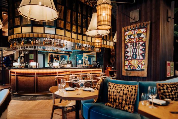 SLVJ Valencia celebra las Fallas con un menú especial de inspiración japonesa