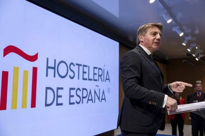 José Luis Álvarez Almeida asume la presidencia de Hostelería de España