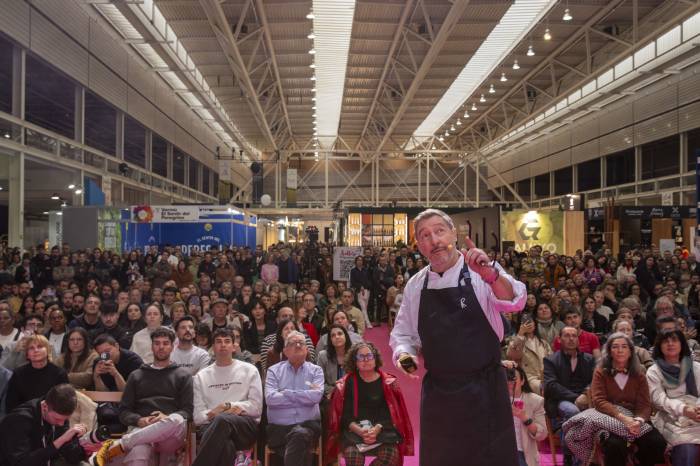 El Galicia Fórum Gastronómico reúne a chefs con estrellas Michelin y talentos emergentes en su décima edición
