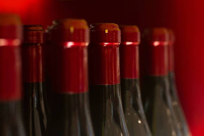 burgundy wine market shows signs of stabilization amid challenges
