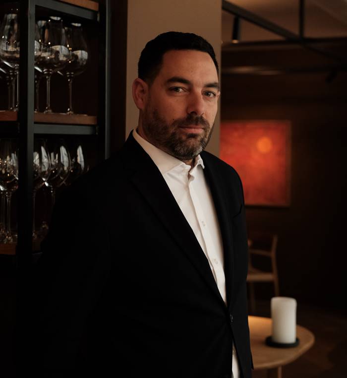 Alberto Segade Menéndez, sommelier gallego elegido mejor sommelier de Dinamarca