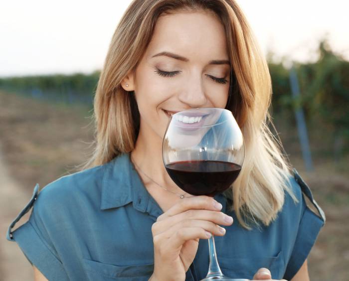 España se consolida como referente mundial en investigación sobre vino y salud, solo por detrás de China