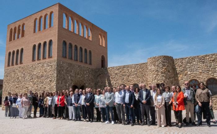 La Ruta del Vino Almansa impulsa la innovación enoturística en la asamblea nacional de ACEVIN en Cariñena