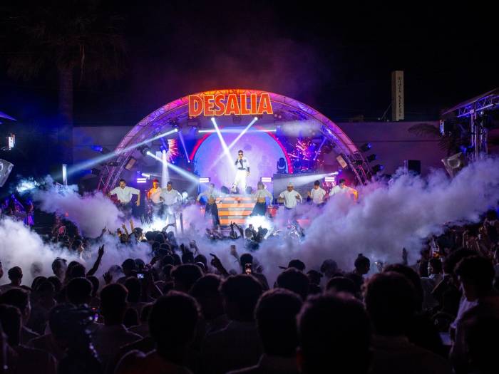 Abraham Mateo lidera la gran noche de Desalia 2025 en la Costa Dorada ante más de mil asistentes