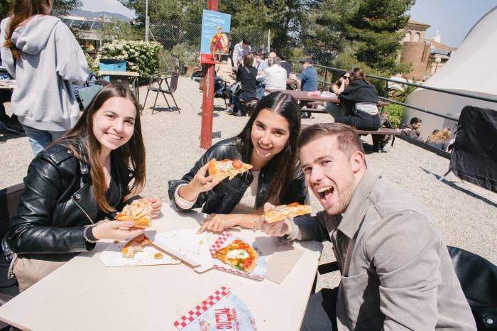 Málaga celebra el primer Mahou Pizzas Fest con diez pizzerías locales y actividades para toda la familia