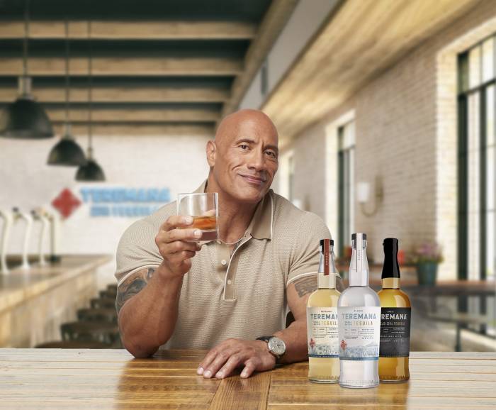 Teremana Tequila de Dwayne Johnson llega a España tras vender un millón de cajas en su primer año en EE UU