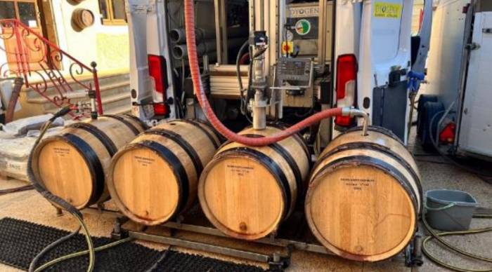 Ultrasonic Cleaning Eliminates 100% of Barrel Bacteria, Transforming Wine Quality at French Estates