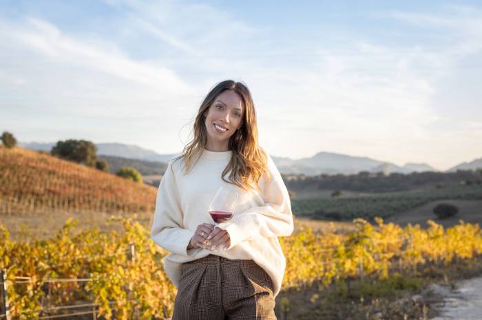Julia Losantos lidera la transformación sostenible de Bodega Doña Felisa en la Serranía de Ronda