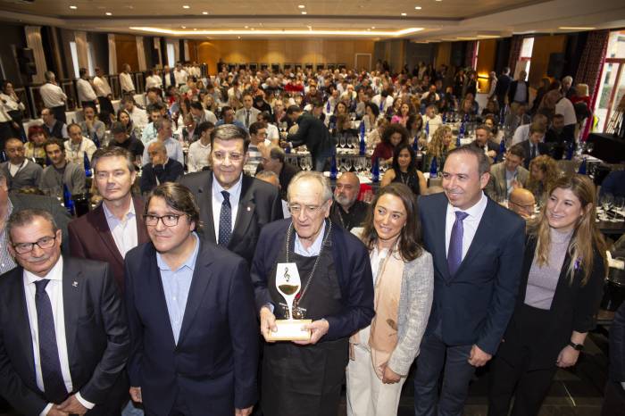 Más de 300 profesionales del vino se reúnen en la XV Cata Ópera Prima de la Ribera del Duero