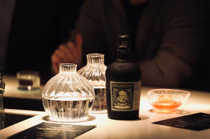 Ron Diplomático and Woodford Reserve Bring Global Twist to Old Fashioned Week in Over 100 Countries