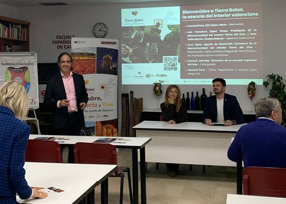 Tierra Bobal presenta en Madrid su oferta de enoturismo y gastronomía de los nueve municipios de Utiel-Requena