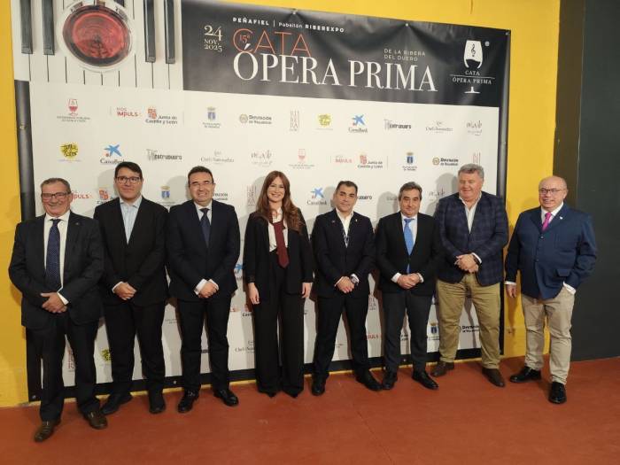 Más de 330 profesionales del vino avalan la evolución de la Ribera del Duero en la XV Cata Ópera Prima
