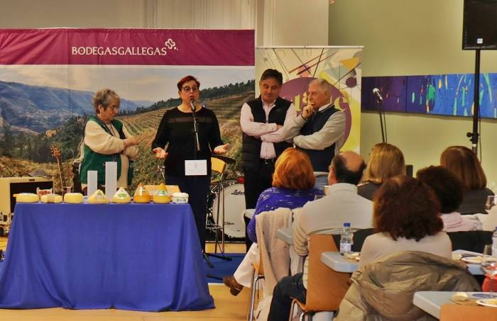 CatArte reúne a 300 asistentes y recauda fondos para la Asociación Diabética Auria en Ourense