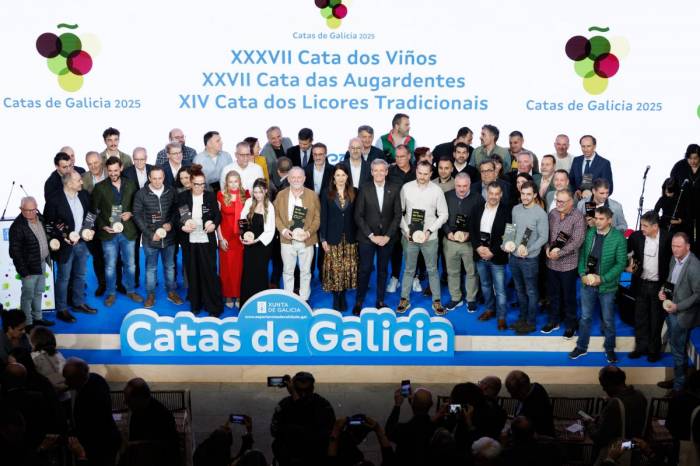 El certamen vinícola gallego bate récord con 500 muestras y la Xunta destina 12 millones al sector en 2026