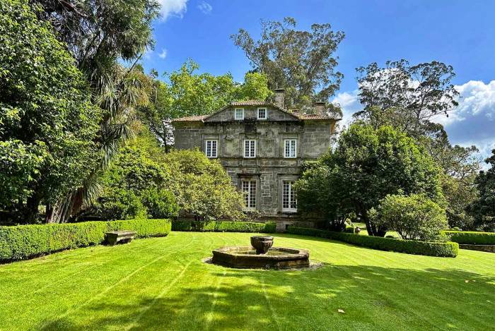 Bodegas Arzuaga Acquires 80-Hectare Pazo de Rubianes, Expanding Into Rías Baixas for the First Time