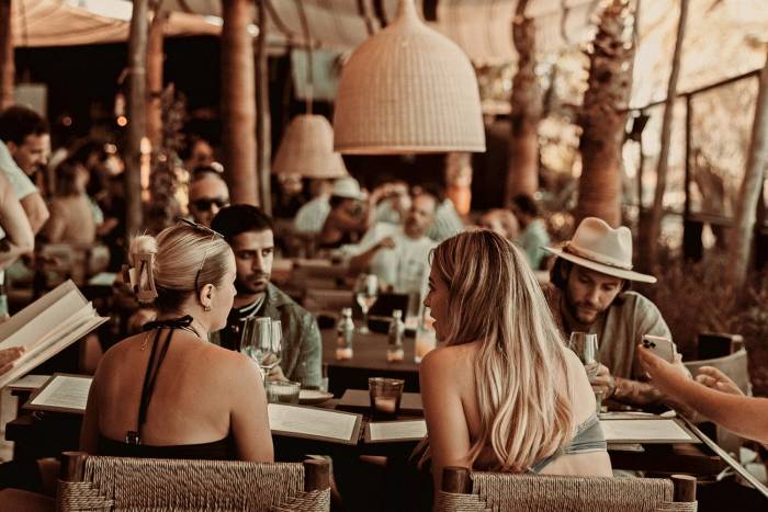 Playa Soleil dona 20.101 euros a proyectos sociales y medioambientales en Ibiza