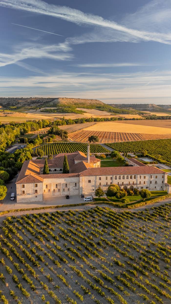 Abadía Retuerta LeDomaine recibe las Tres Llaves Michelin y consolida su liderazgo en enoturismo de lujo en Castilla y León