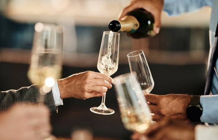 Premium Sparkling Wines Priced Above $15 Drive U.S. Market Growth Despite Four Years of Volume Decline