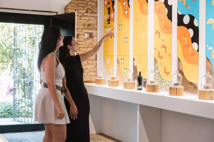 Puerto de Indias abre su destilería histórica al público tras exportar seis millones de botellas a 60 países