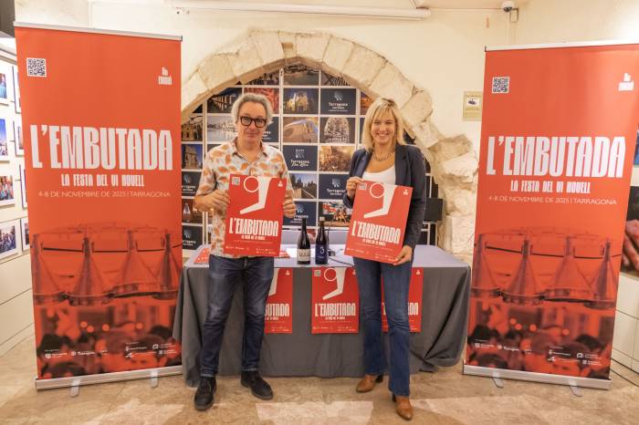 Veinticinco bodegas celebran la llegada del primer vino de 2025 en la Embutada de Tarragona