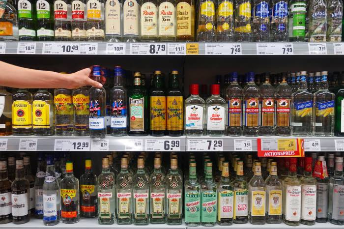 Ready-to-Drink Spirits Surge 28.4 Percent as U.S. Market Faces 4 Percent Decline in Distilled Spirits Value