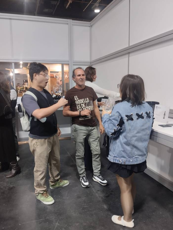 Valdeorras debuta en Gastrónoma junto a 160 referencias y 290 marcas en la feria gastronómica de Valencia