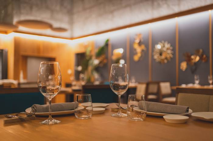 Élkar lanza carta de otoño con productos locales y más de 180 vinos en la planta 33 de la Torre Emperador