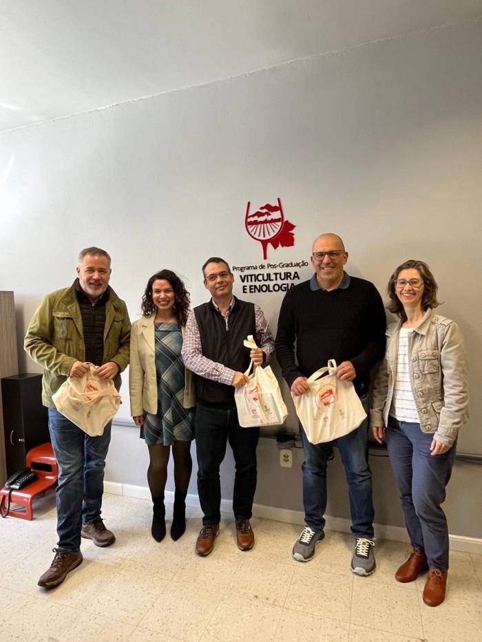 La Cátedra de Enoturismo de Canarias impulsa su proyección internacional tras participar en el primer encuentro brasileño del sector