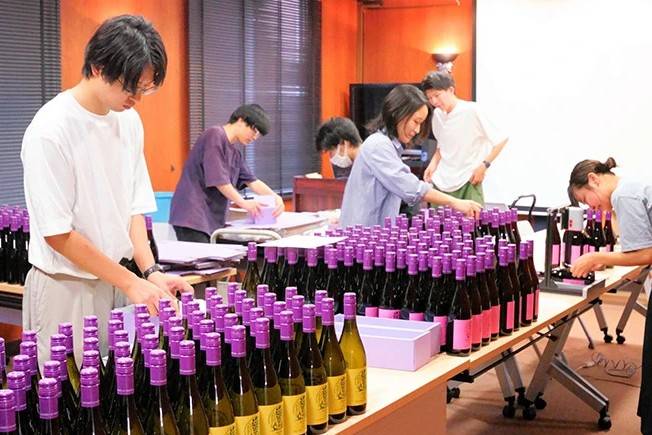 University of Yamanashi Pioneers Independent Winemaking and Sales in Japan