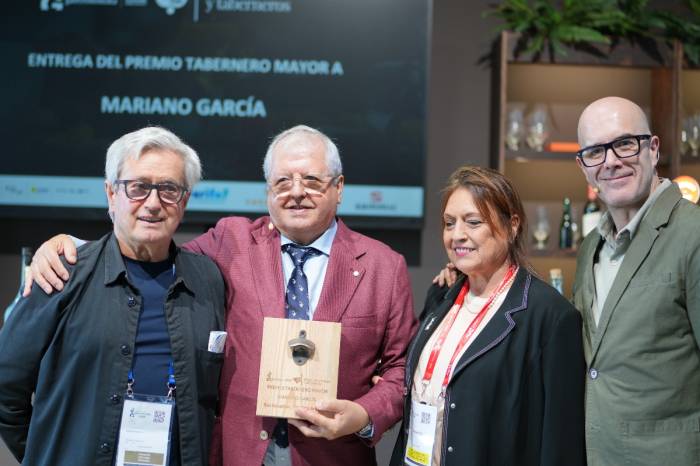 El II Foro de Tabernas y Taberneros resalta el papel social de los bares tradicionales en San Sebastián