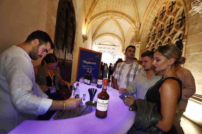 La Brandy de Jerez Mixing Night inaugura las Fiestas de la Vendimia con coctelería y música en directo