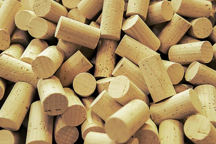Cork Industry Thrives on Sustainability and Innovation Amid Global Wine Market Challenges