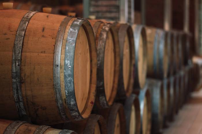 European Wine Producers Face Mounting Pressures as Costs Rise and Harvests Shrink