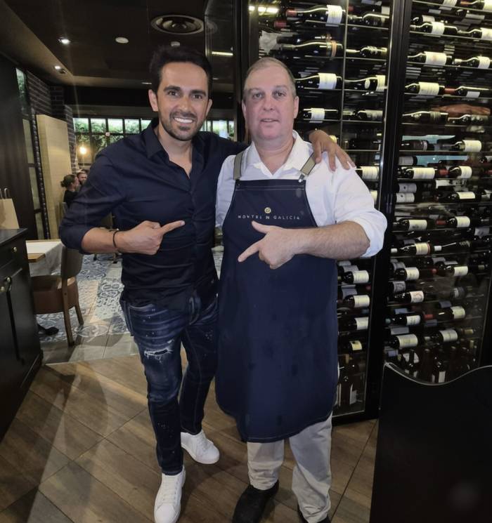 Alberto Contador cena en Montes de Galicia, restaurante de referencia para personalidades en Madrid