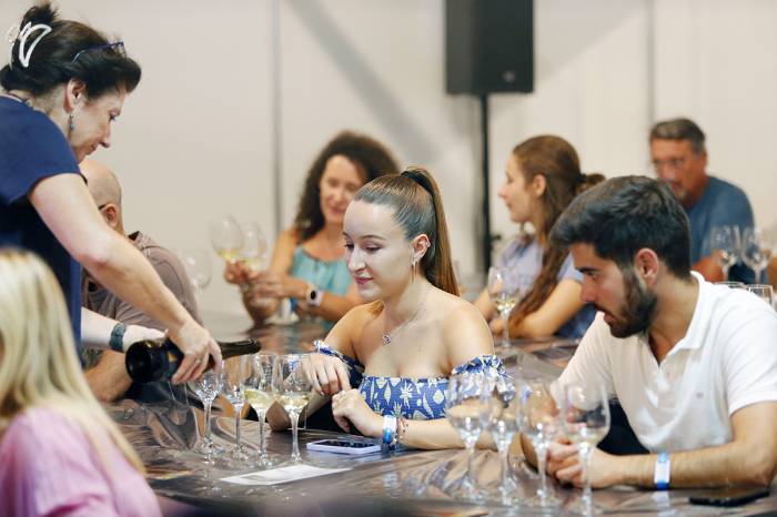 El Túnel del Vino de Alicante Gastronómica bate récord con más de 150 referencias en su edición de 2024