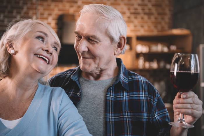Moderate Alcohol Consumption Linked to Lower Mortality in Parkinson’s Patients, South Korean Study Finds