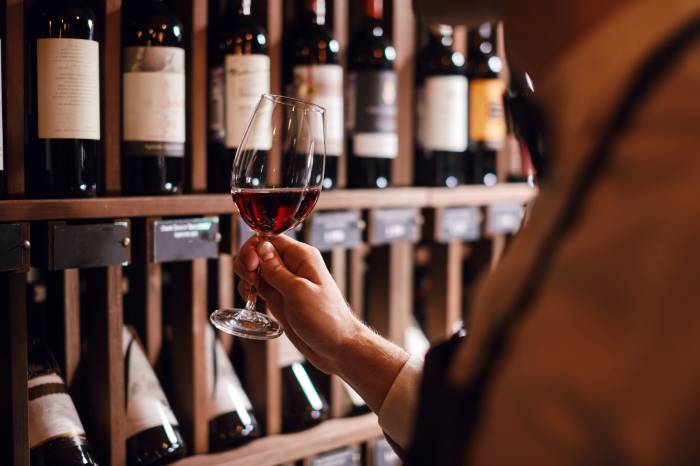 Liv-ex 2025 Fine Wine Ranking Highlights Global Shifts Amid Market Downturn