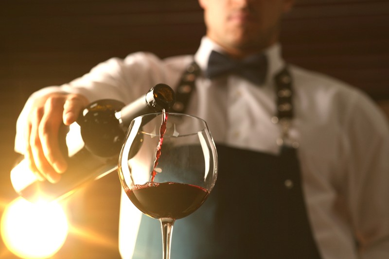 sumiller - sommelier