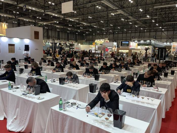 47 sumilleres buscan el título nacional en Ifema